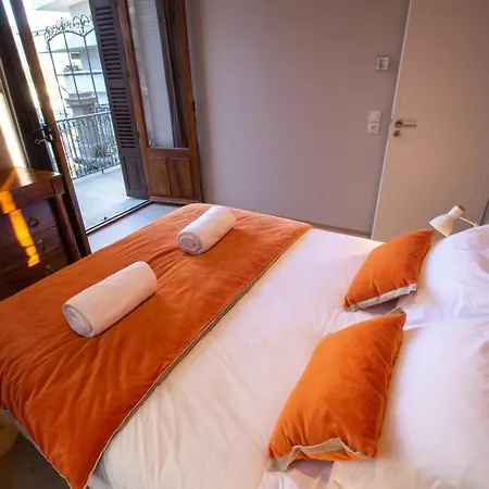 アパート Saint Enogat