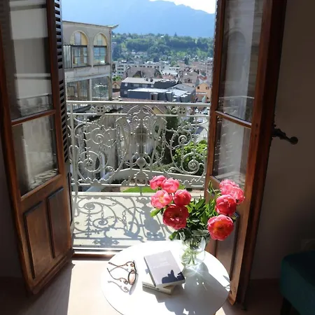 Saint Enogat アパート *