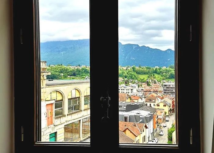 Saint Enogat 아파트