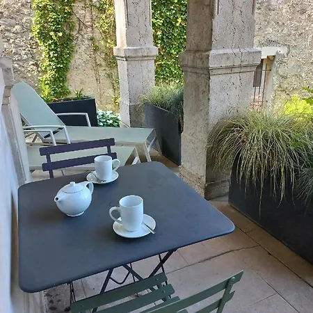 Apartment Saint Enogat Aix-les-Bains