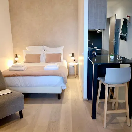 Saint Enogat Apartment *