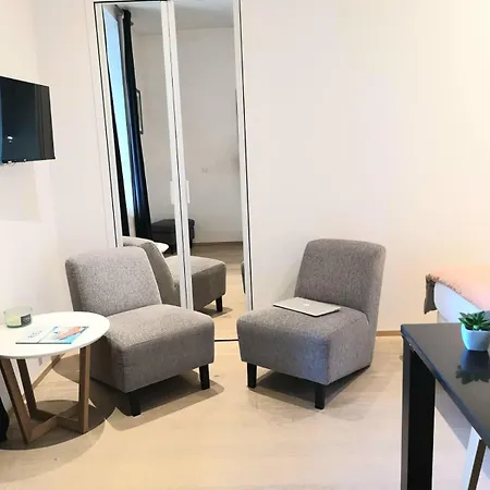 Saint Enogat Apartment