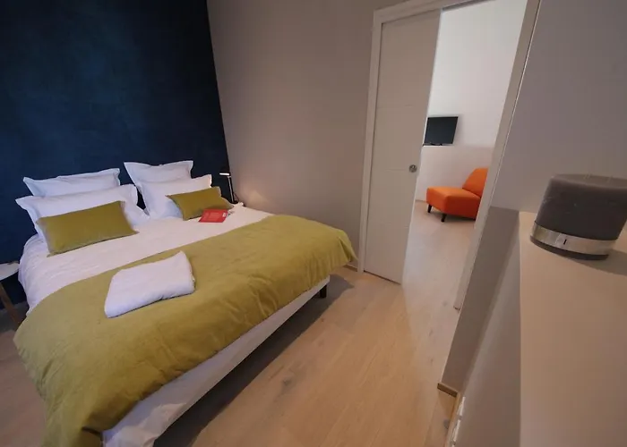 Saint Enogat Apartment