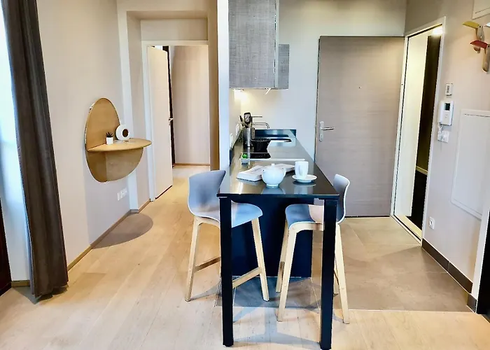 Saint Enogat Apartment *